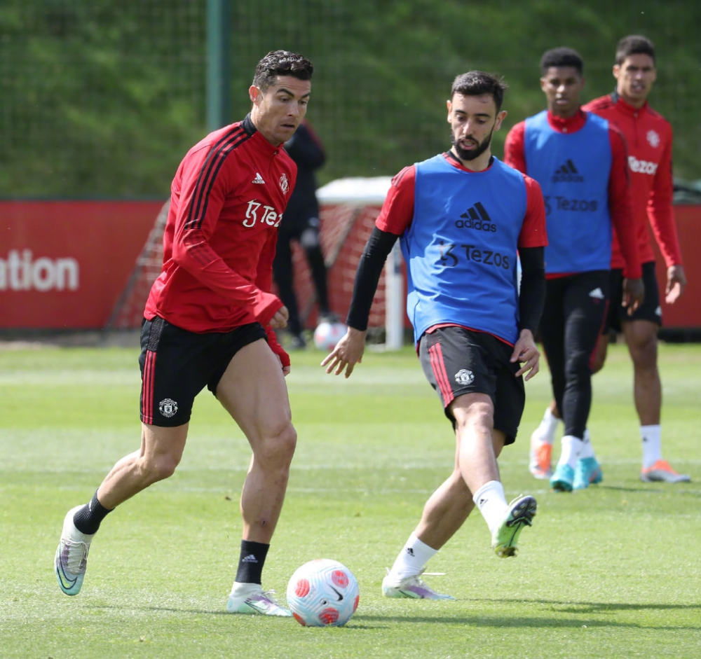 还需通过不 还需通过不