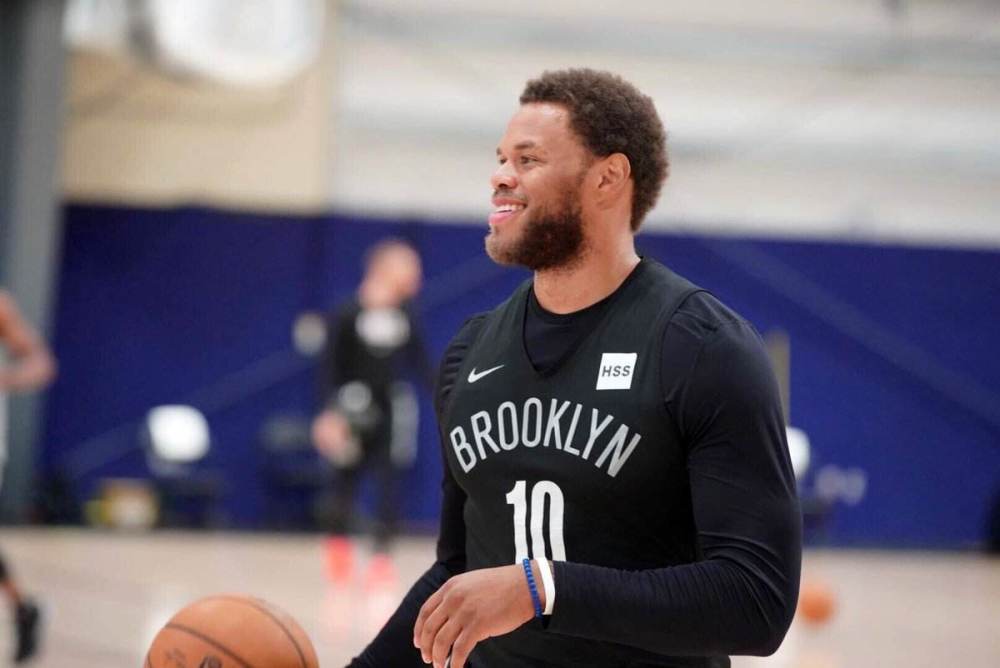 与高质量首 与高质量首